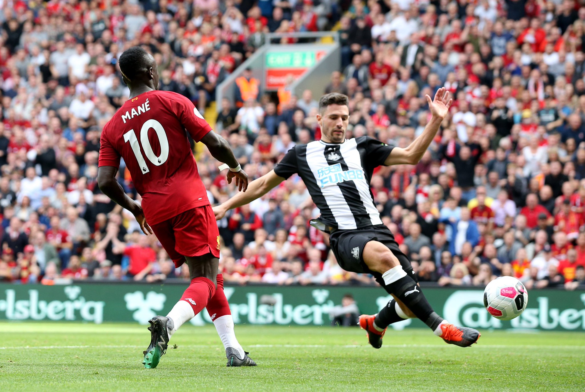 大利足球的 大利足球的